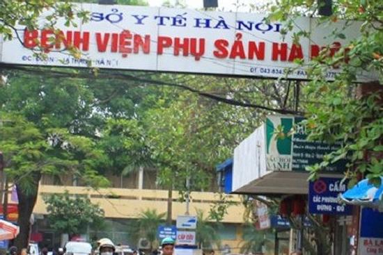 Cô bé 13 tuổi ở Hà Nội sinh con khi vừa đến bệnh viện