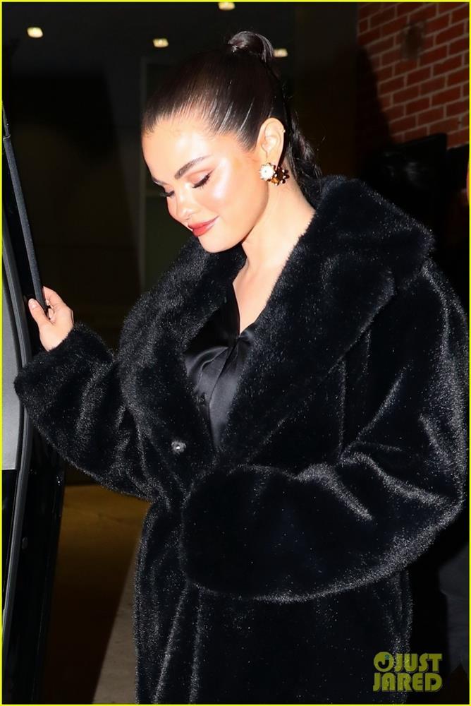 Selena Gomez tái xuất xinh đẹp sau ồn ào hẹn hò Zayn Malik-3