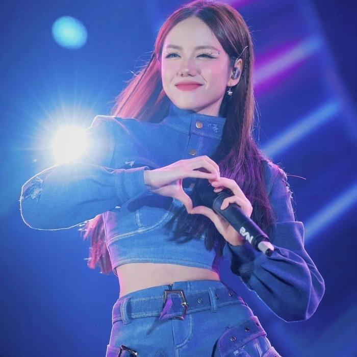 Phương Ly lần đầu lên tiếng về thông tin đã chỉnh sửa nhan sắc-6