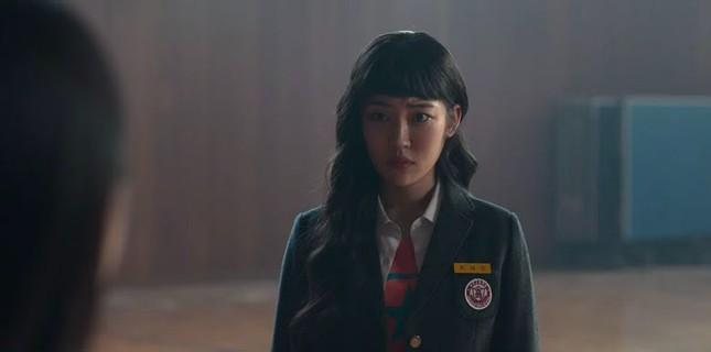 Bí mật cảnh 2 ác nữ không mặc nội y trong phim của Song Hye Kyo-1