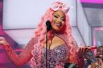 Nicki Minaj bị cảnh sát bắt vì nghi mang chất cấm chỉ vài tiếng trước giờ diễn concert, hàng chục nghìn khán giả hoang mang!-4