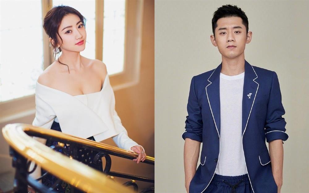 Thực hư Đệ nhất mỹ nữ Bắc Kinh bị bạn trai cũ bán ảnh nóng để trả nợ-1