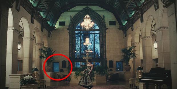 YG nhanh tay xóa sạn cho MV solo của Jisoo (BLACKPINK)?-3