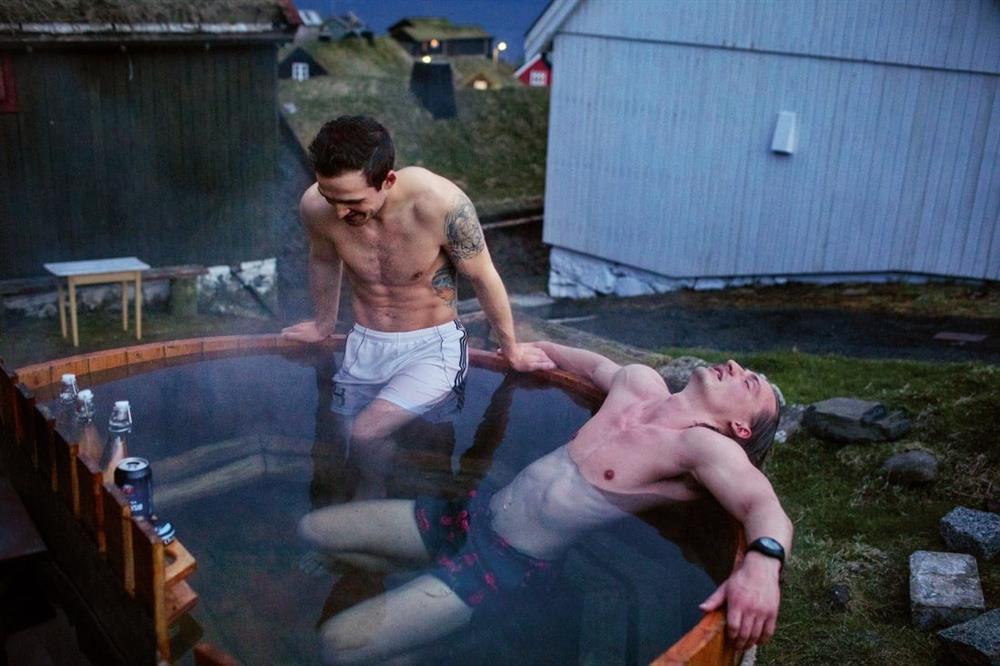 Nơi khan hiếm phụ nữ-9