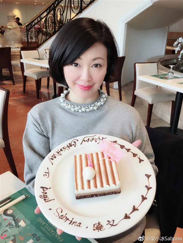 Sau 25 năm, 7 cô vợ của Vi Tiểu Bảo phim Lộc Đỉnh ký giờ ra sao?-3