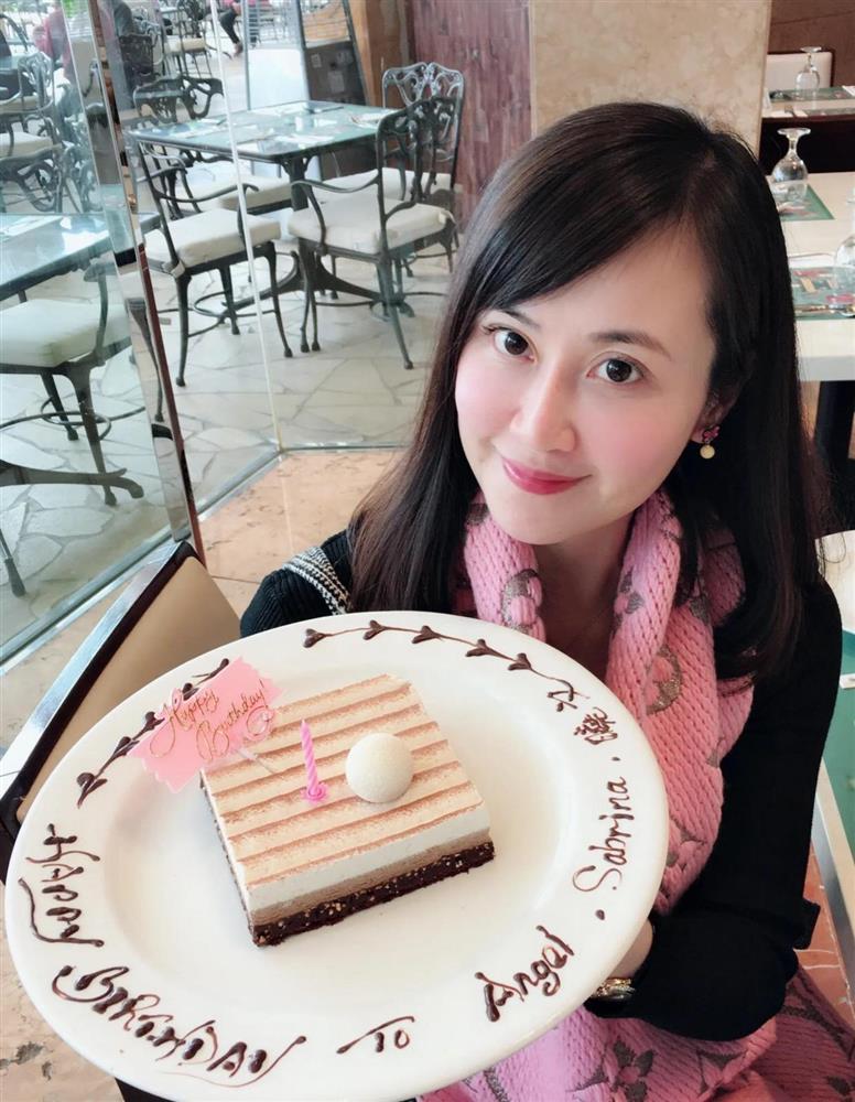 Sau 25 năm, 7 cô vợ của Vi Tiểu Bảo phim Lộc Đỉnh ký giờ ra sao?-13