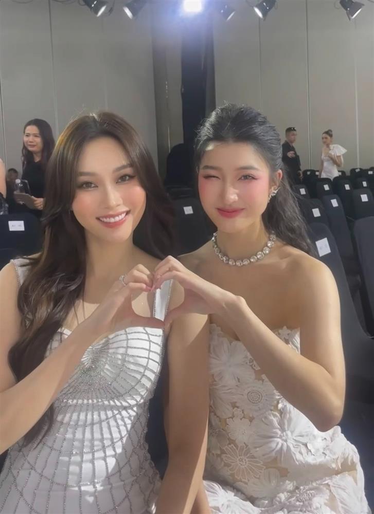 Đặng Thu Thảo - Phương Nhi hội ngộ: Lần đầu 2 thần tiên tỷ tỷ đọ sắc-4