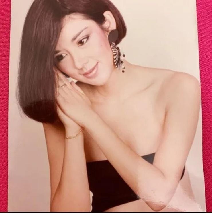 Nữ diễn viên tuyên bố 28 năm không gần gũi đàn ông-4