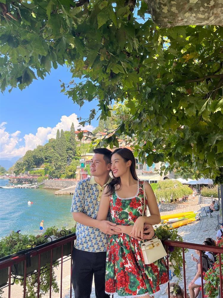 Hoa hậu Đỗ Mỹ Linh - vợ Chủ tịch Hà Nội FC gợi cảm khó rời mắt-3