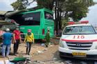 Tai nạn xe khách và xe tải, 2 người chết, 8 người trọng thương