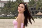 Hoa hậu Thùy Tiên khoe đường cong hút mắt với áo tắm