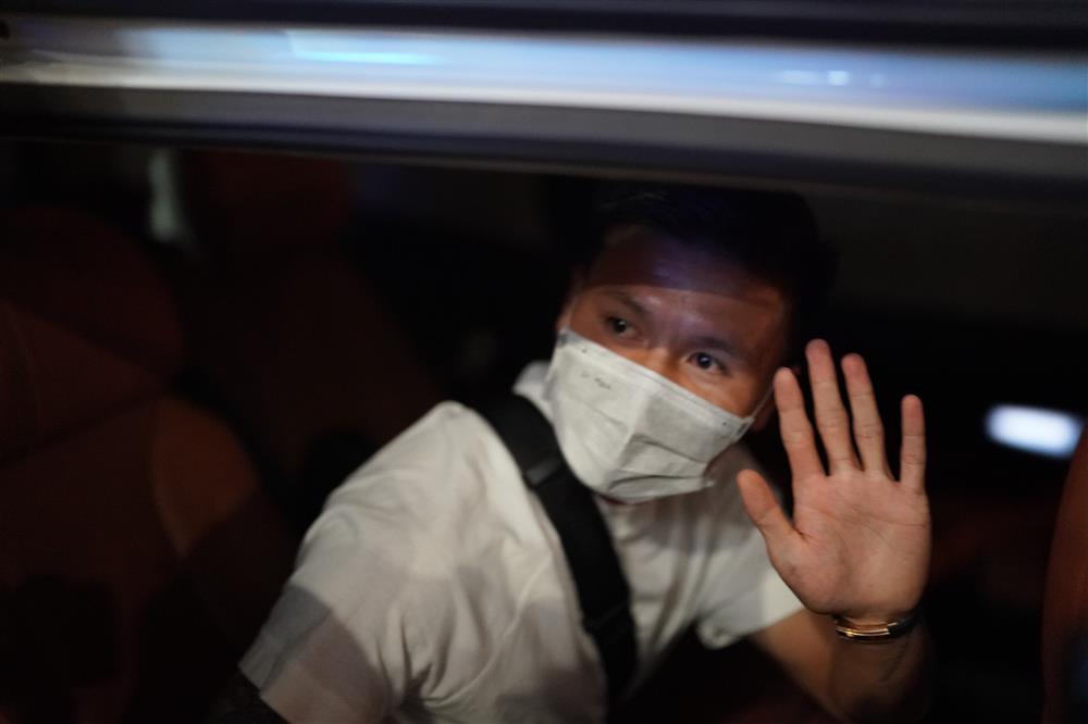 Quang Hải cạn hy vọng với Pau FC: Tính gì cho tương lai-2