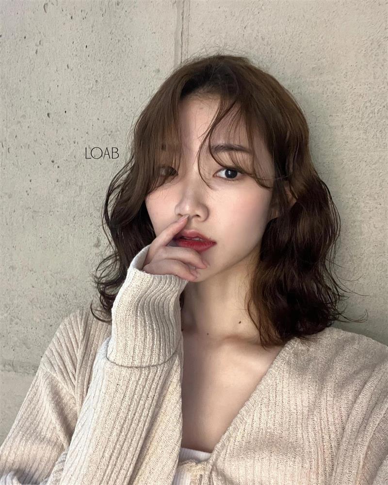 5 kiểu tóc ngắn giúp gương mặt nhỏ hơn-5