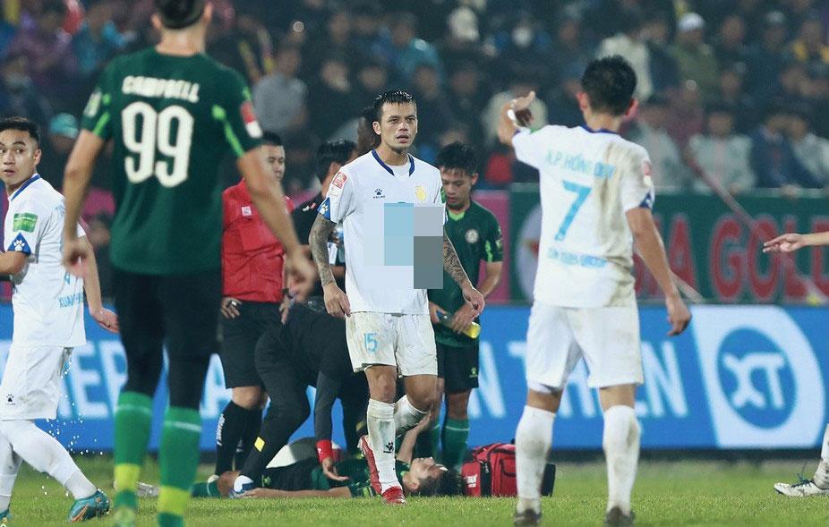 Cầu thủ Hải Phòng phải khâu 10 mũi, cựu tuyển thủ Việt Nam xin lỗi-2