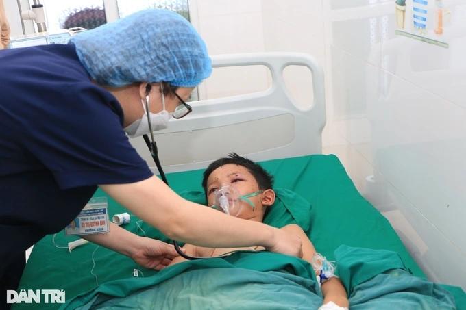 Nhân chứng vụ nổ gara: Tôi rụng rời thấy nhiều người nằm trên vũng máu-6