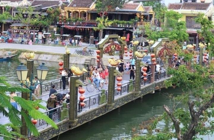 Du khách vào phố cổ Hội An buộc phải mua vé, kể cả đi dạo-1