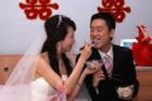 Ông chồng Trung Quốc vội ly hôn vì vợ ung thư và cái kết sau 10 năm