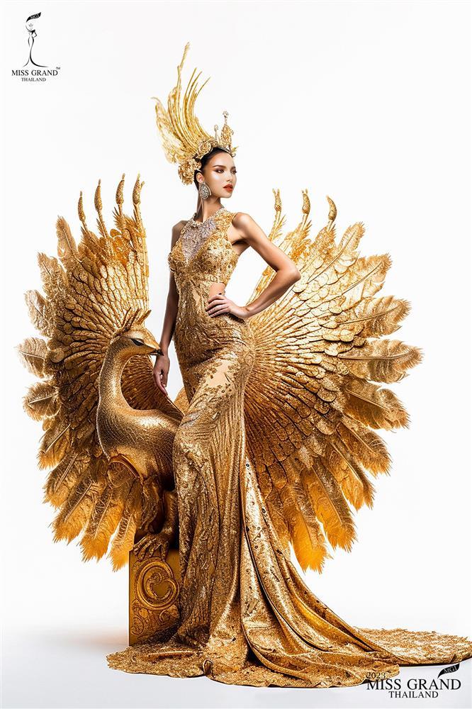 Trang phục dân tộc của Hoa hậu Hòa bình Thái Lan được ví như nội y-1