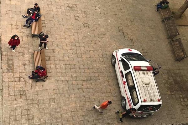 Cô giáo bị khóa tay, cưỡng chế khỏi lớp: Lãnh đạo tỉnh chỉ đạo xử lý-3