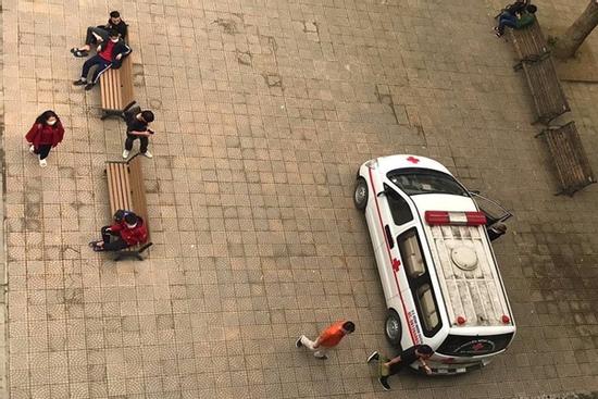 Nam sinh năm cuối ĐH Bách khoa Hà Nội tử vong tại lớp học
