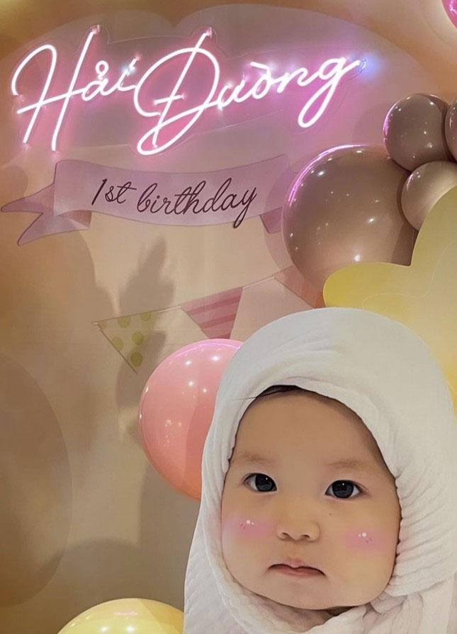 Con gái Salim đón sinh nhật 1 tuổi, ngoại hình cute gây sốt-2