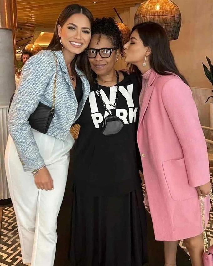 Tỷ phú chuyển giới của Hoa hậu Hoàn vũ bị chỉ trích bạc tình-5