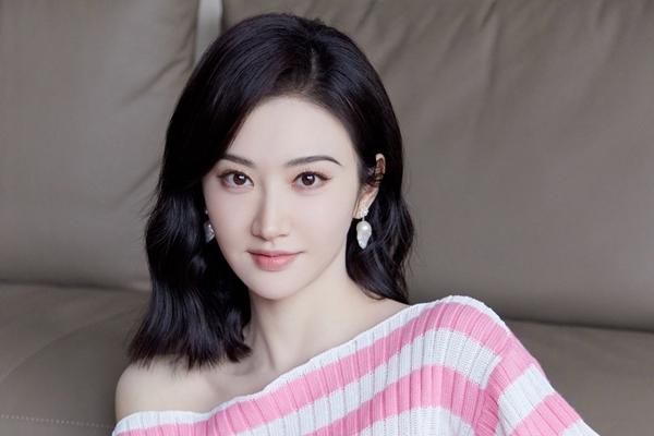 Những sao nữ khổ sở, mất trắng sự nghiệp vì lộ clip-1