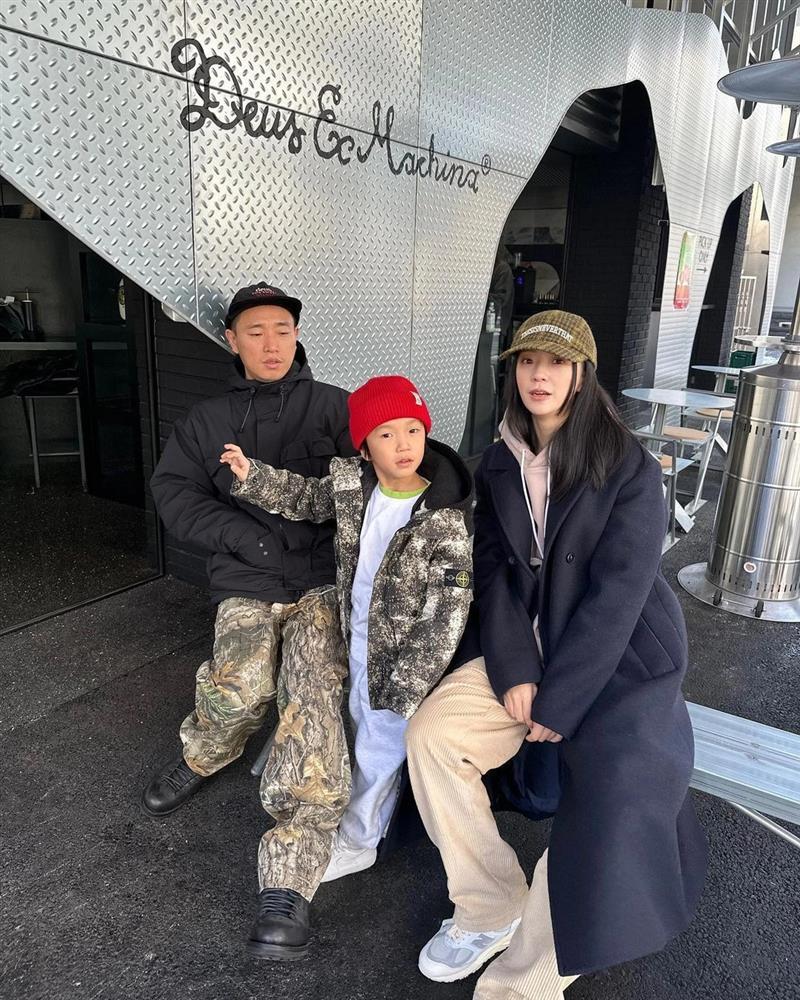 Sao Running Man khoe nhẫn đôi kỷ niệm cưới, nhắn nhủ đặc biệt vợ-6