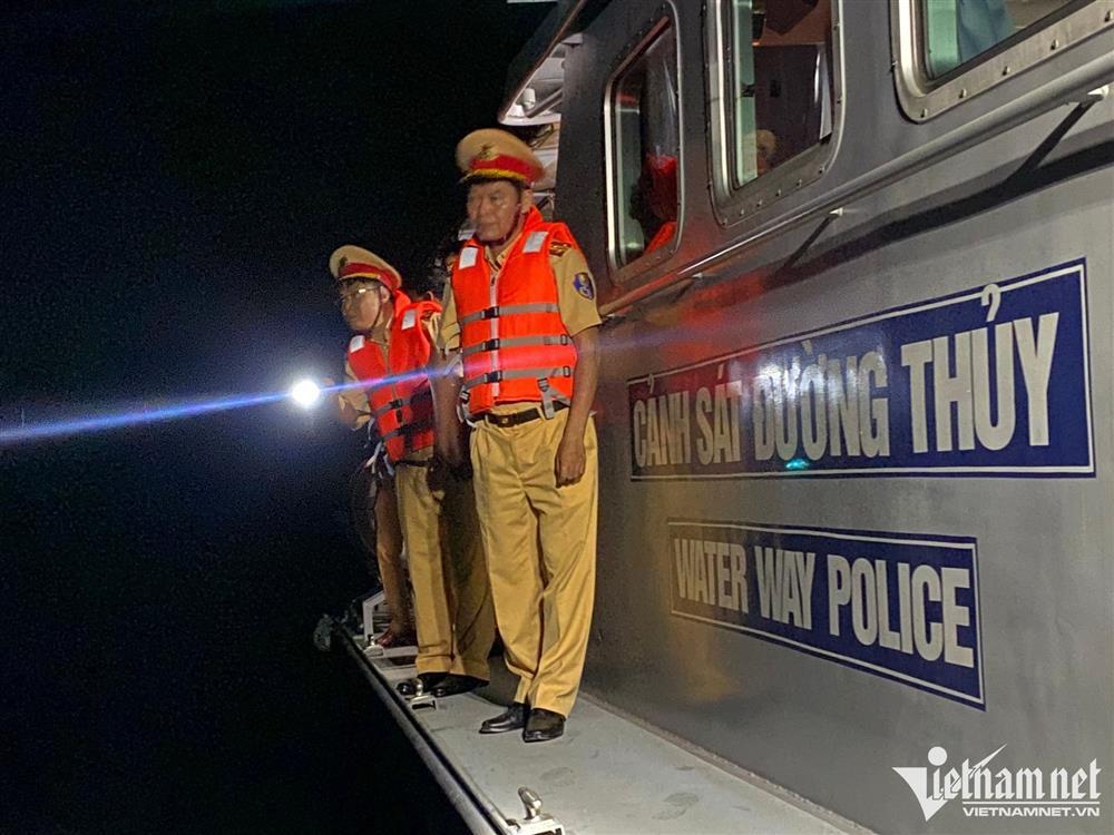 Vụ rơi trực thăng trên biển: Tìm thấy thi thể phi công Chu Quang Minh-4