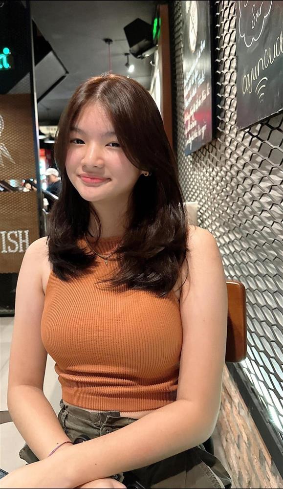 Nhan sắc con gái Trương Ngọc Ánh phù hợp với tiêu chí cuộc thi Hoa hậu nào?-3