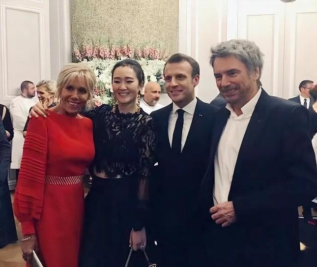 Củng Lợi tháp tùng Tổng thống Pháp đến Trung Quốc-4