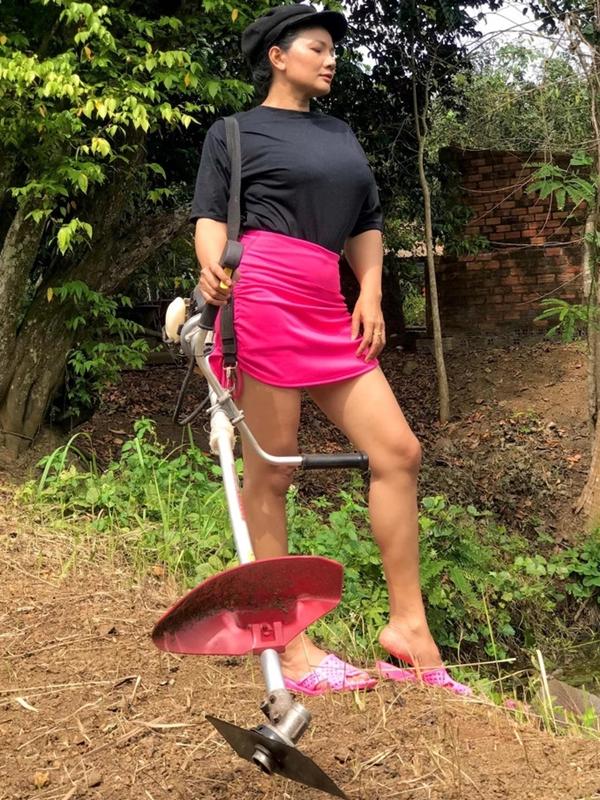 Cuộc sống nông dân của nữ hoàng cảnh nóng Kiều Trinh ở nhà vườn 5.000m2-5