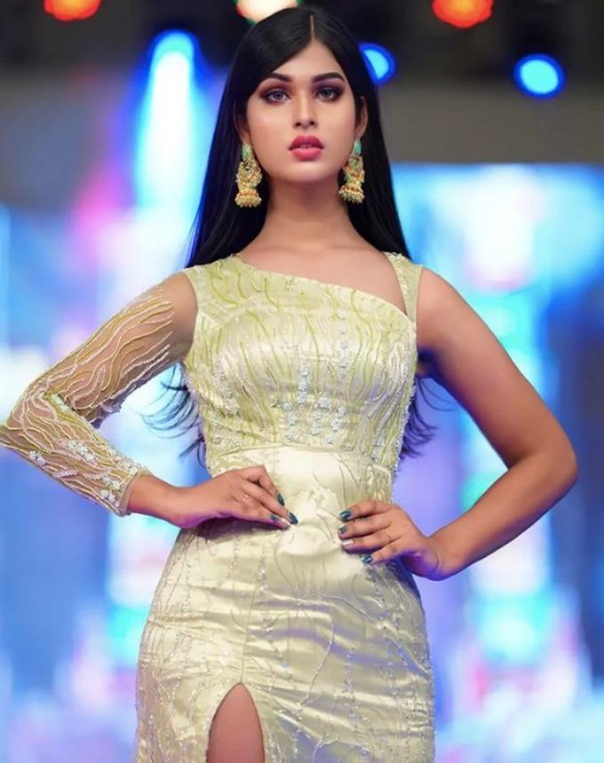 Vẻ ngoài đẹp ngỡ ngàng của Tân Hoa hậu Chuyển giới Ấn Độ-3