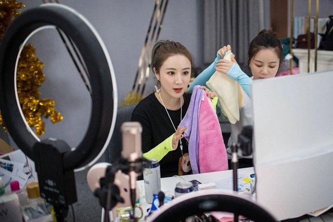 Cuộc sống của những chiến thần livestream có doanh thu khủng-2