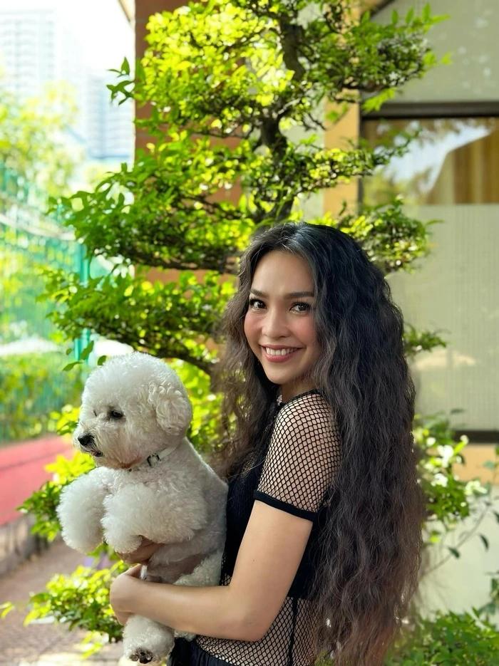 Hiền Thục trẻ trung khó tin ở tuổi 42-2