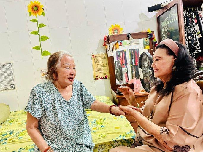 Trước những tin đồn, nghệ sĩ Hồng Nga giờ ra sao?-1