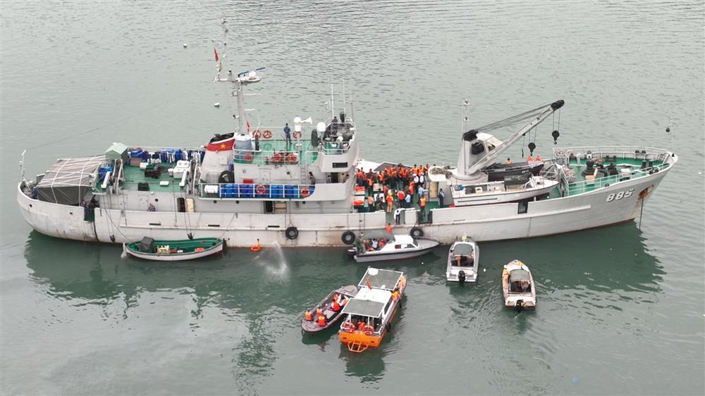 Rơi máy bay trực thăng: Tìm thấy thi thể nạn nhân cuối cùng-1