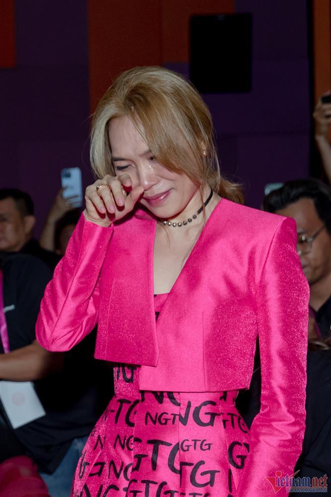 Nước mắt của Người giữ thời gian Mỹ Tâm-7