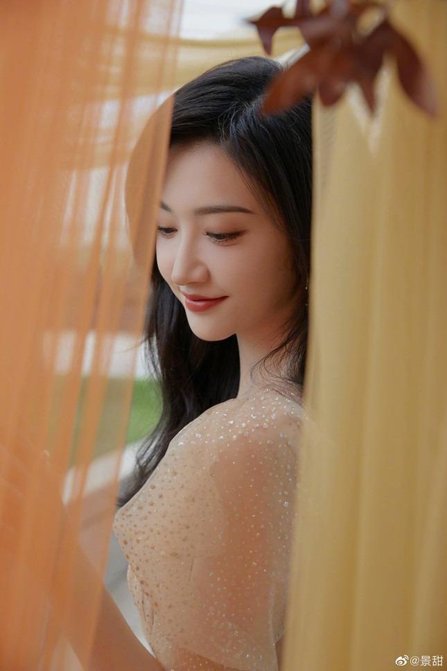 Bị bạn trai gán nợ bằng clip, vì sao Cảnh Điềm cứ im lặng?-2