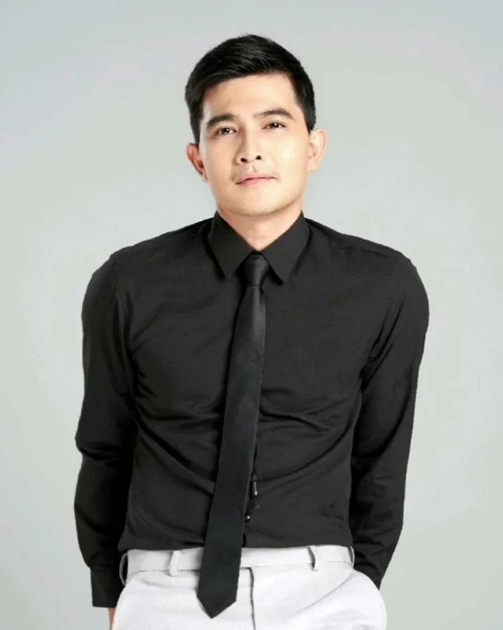 Gia đình mình vui bất thình lình: Chân dung ngoài đời của anh cả đáng ghét-2