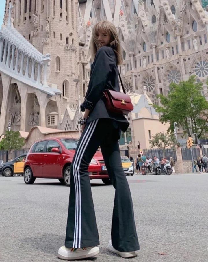 Cách phối đồ với quần ống loe đẹp như sao Hàn-3