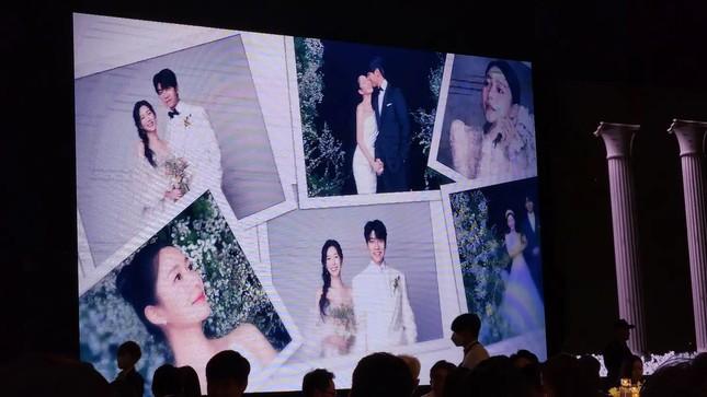 Chú rể Lee Seung Gi bật khóc, đắm đuối nhìn cô dâu Lee Da In trong đám cưới-6