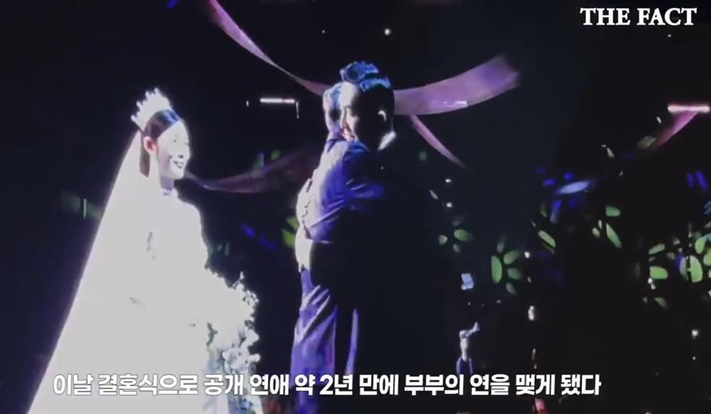 Chú rể Lee Seung Gi bật khóc, đắm đuối nhìn cô dâu Lee Da In trong đám cưới-2