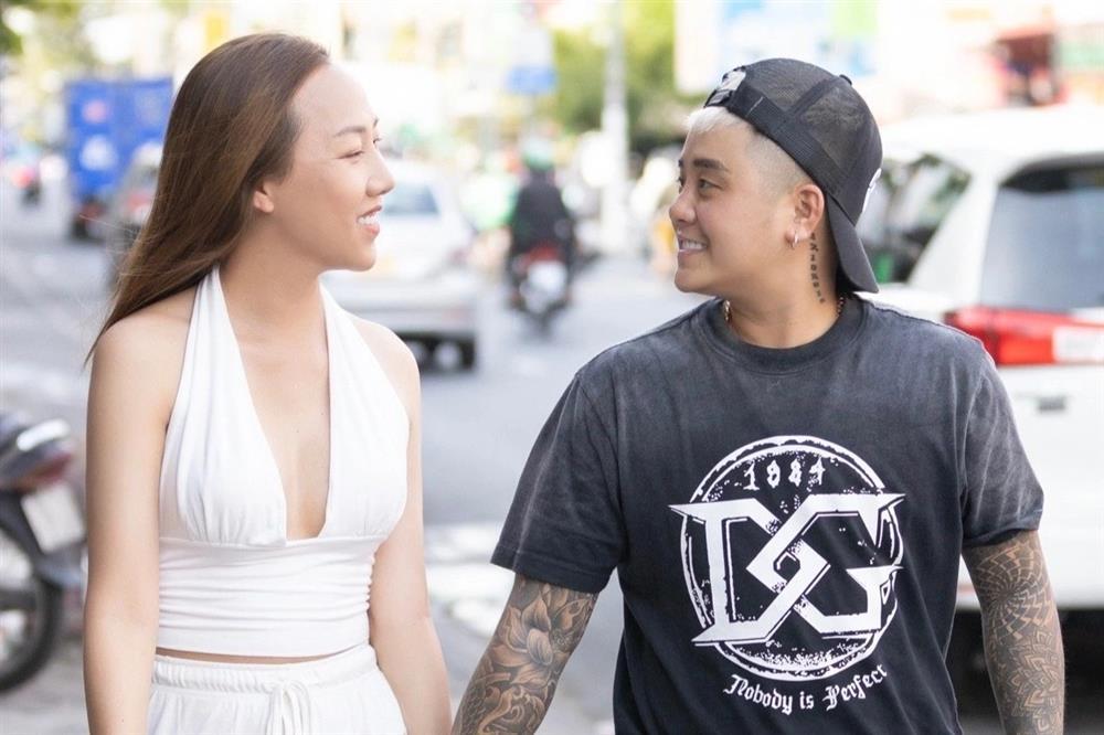 Chuyện tình lạ lùng của cặp đôi chồng là nữ, vợ là nam ở TPHCM-7