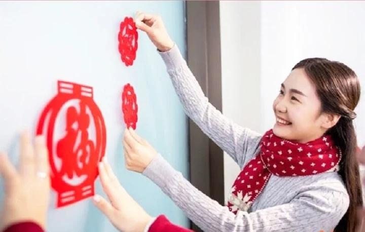 Treo gì trước cửa nhà để giữ bình yên?-3