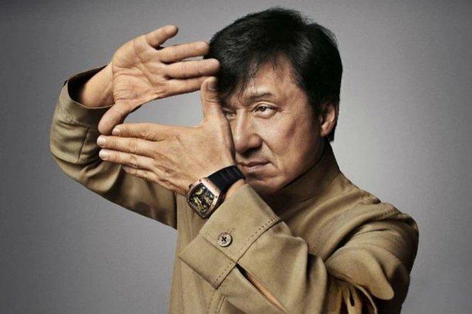 Thành Long gây xôn xao khi xuất hiện bên nam thần đẹp nhất thế giới-7