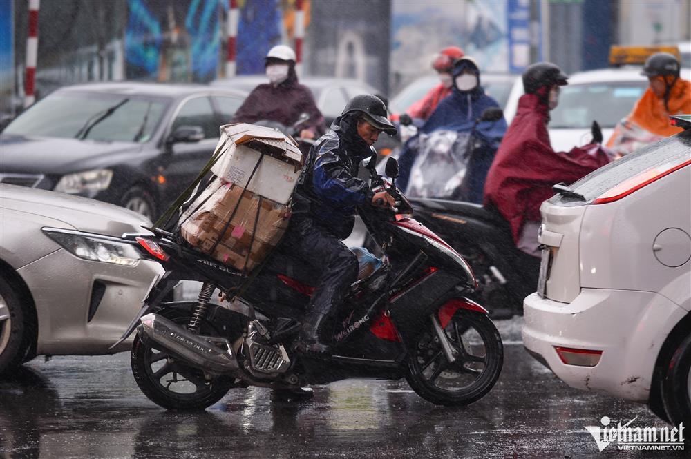 Dự báo thời tiết 9/4: Miền Bắc mưa lạnh, sắp chuyển nồm ẩm-1