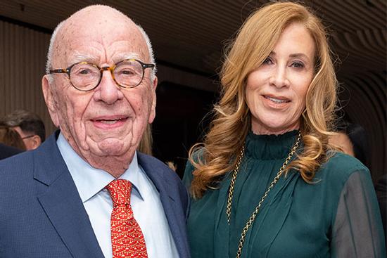 Rắc rối quyền thừa kế khiến tỷ phú 92 tuổi hủy hôn lần thứ 5