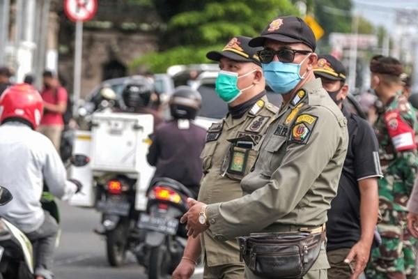 Lý do thật sự khiến bạn phải bật chế độ máy bay trên các chuyến bay-3