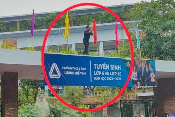 Theo chân CSGT mật phục ghi hình chim mồi báo biến cho xe khách ở Hà Nội-1